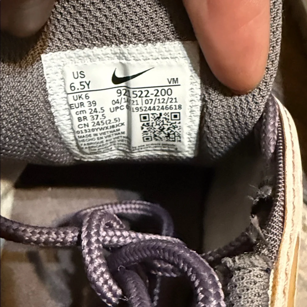 Nike Kids Sneakers in Pink and Brown Tones
